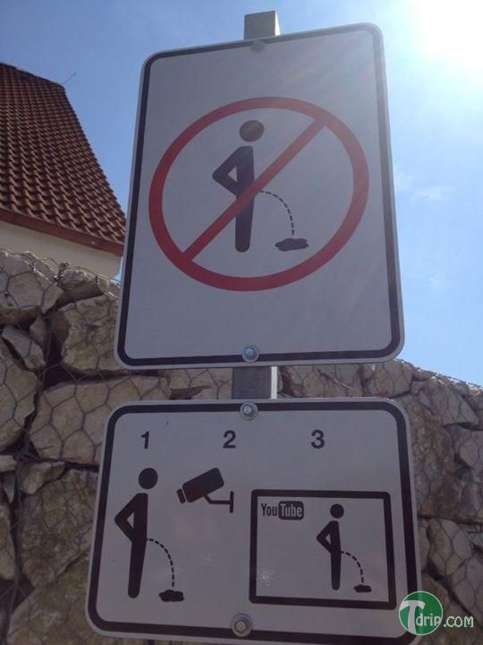 How they prevent people from urinating in public in the Czech Republic.jpg
