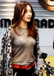 image.jpg : 아름다운 강민경의 브라 노출! 몸매 죽이네~