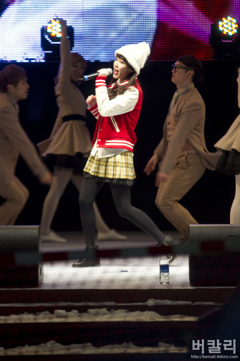 iu4.jpg