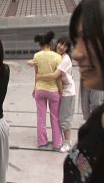 5557468332749227226.gif