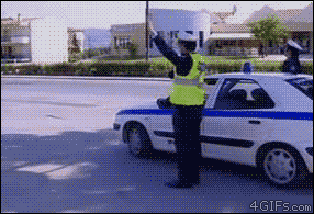 1338388641.gif : 오토바이 세우세요.gif