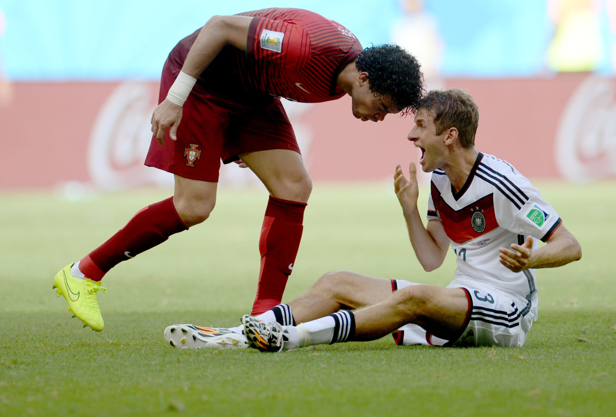 world_cup_moments_headbutt21.jpg
