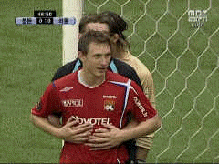 거기_말고_좀_더_위에.gif