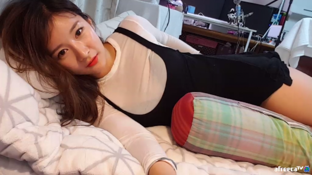 개드립 - 요즘 유행하는 아프리카방송스타일 : 05509c55b32e65273dc60f5bc70f8d02.png nub1.png