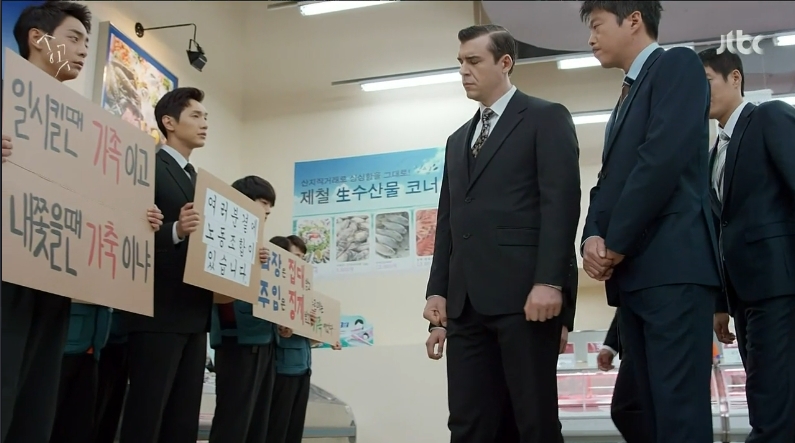 개드립 - 착해보이면 안되는 이유 : 0e6fc6d17a7b7cec13b107e4440be7c9.jpg