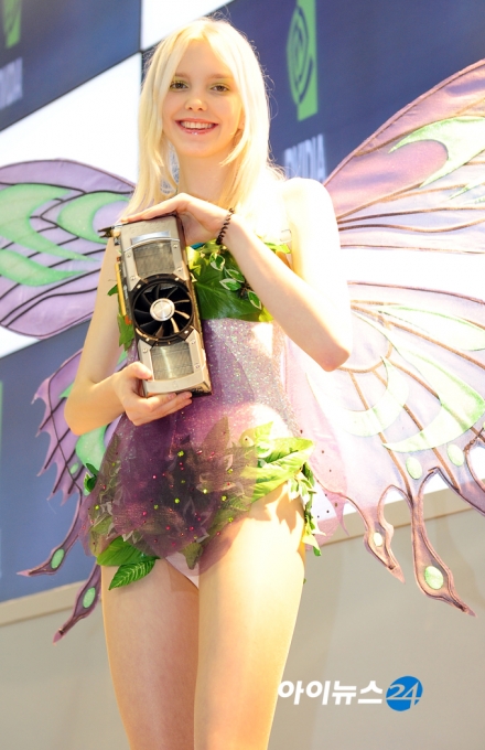 9defa217b94bdf76b336d1c69ca91843.jpg : 라데온이 엔비디아한테 밀리는 이유.jpg