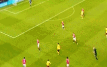 1474B6374F02B4DC38A191.gif : 찌느님 소름태클 모음.gif