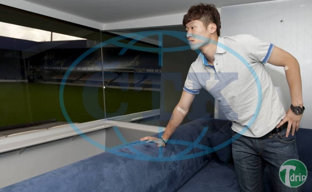 7.jpg : 박지성 QPR 입단 사진.JPG 7.jpg : 박지성 QPR 입단 사진.JPG