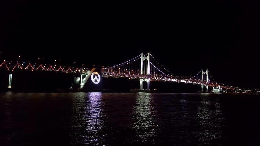 개드립 - 오버워치에 점령당한 부산 : c0804446332ab7f0ada2ba6144d687bc.jpg overbusan1.jpg