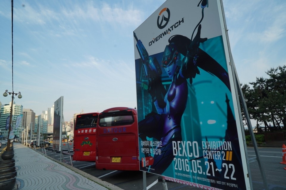 개드립 - 오버워치에 점령당한 부산 : a2350a383956355dd37f4b56aa7318fb.jpg overbusan8.jpg