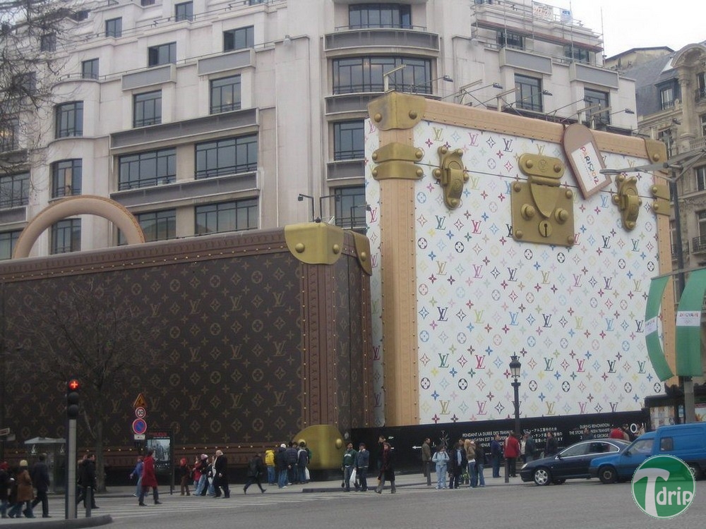 5cc51aec464aa39234243346e1495caf.jpg : 비가 오지 않아도 젖는 거리.jpg