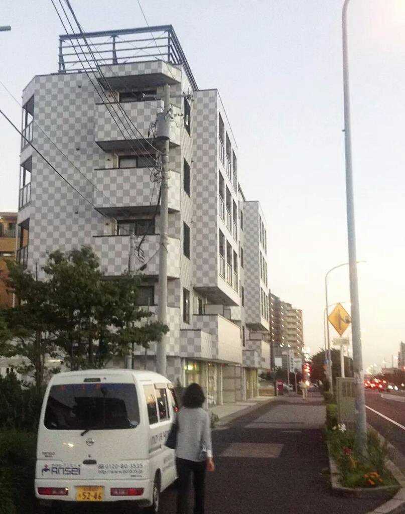 1436964240975.jpeg : 투명한 건물.jpg
