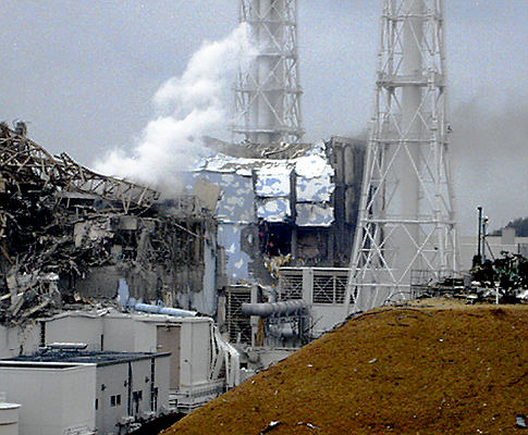 세계 방사능 지역 top 7.jpg : fukushima-reactor.jpg