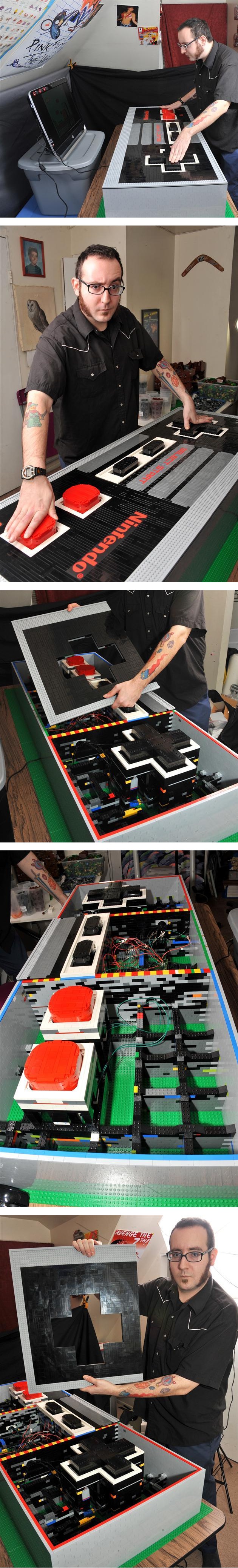 레고로 만든 초대형 닌텐도 게임패드.jpg