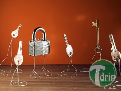 what-is-the-key-to-happines.jpg : 일상음식과 용품들의 발악.jpg
