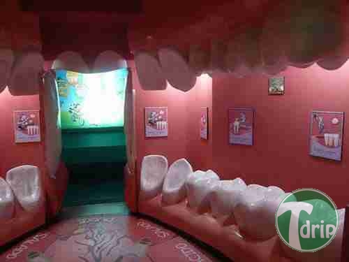 d0136392_4fabc49bd4aa2.jpg : 실감나는 치과 대기실.JPG