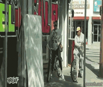 h9EmvM.gif