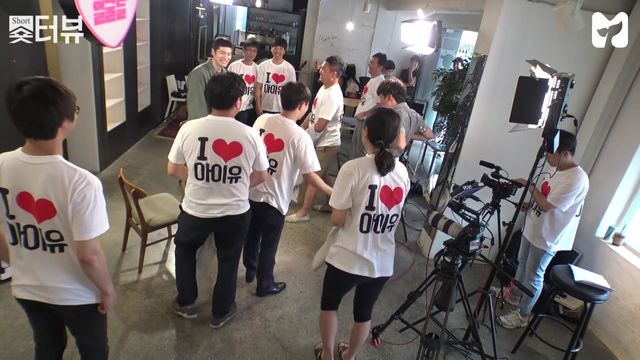 [양세형의 숏터뷰] 6회 - 장기하 ②편 by 모비딕 Mobidic.mp4_000129981.jpg