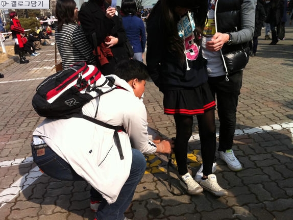 ani2.jpg : 흔한 애갤러의 도촬.jpg