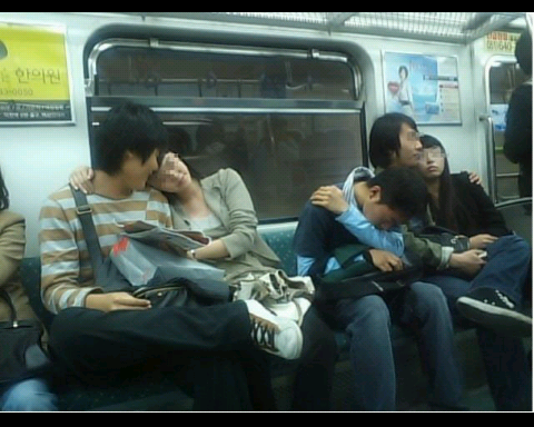 20120627232016.png : 내가 지하철을 싫어하는 이유...