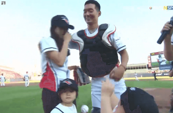 1435921220t1KhM3rWTYKpRETBSADs3f_1435956