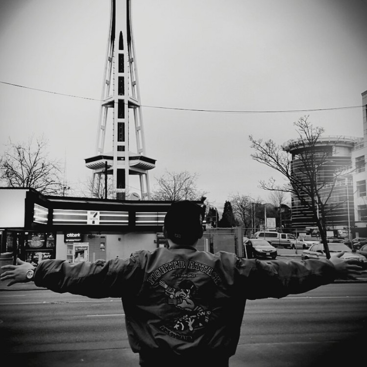 160426012819_59DoQnBGJEmW_1461596916_3_9