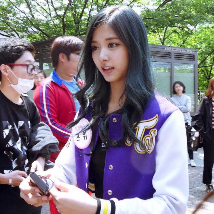 160502050009_KR5dBBMtQka8VHz_1462176608_