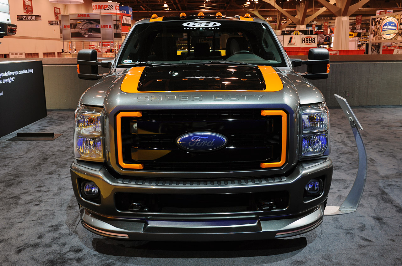 Airhead Kustoms Ford F-350 Super Duty live-4.jpg