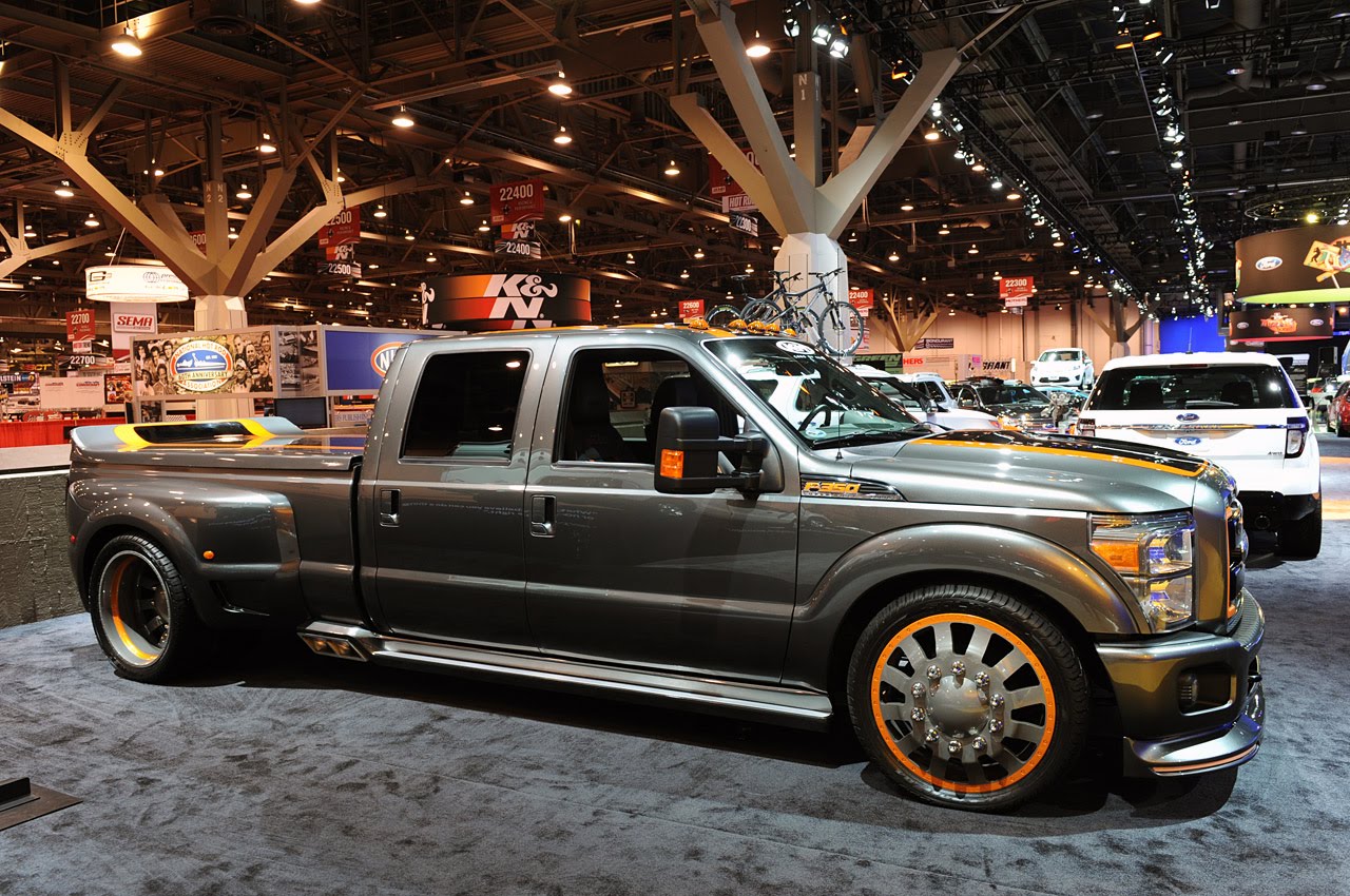 Airhead Kustoms Ford F-350 Super Duty live-3.jpg