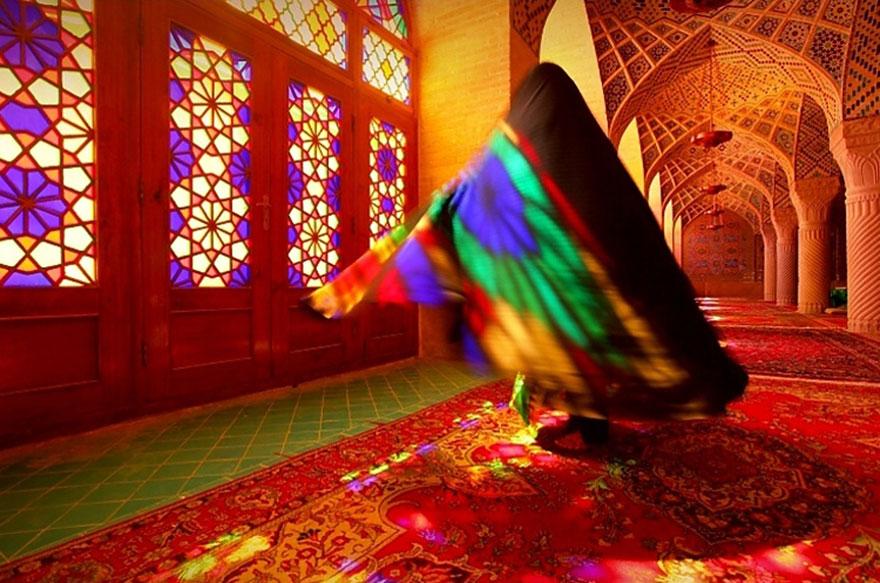 nasir-al-mulk-mosque-shiraz-iran-9.jpg